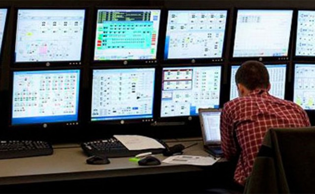 Differentiating DCS and PLC